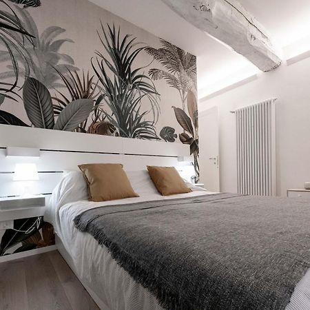 Realkasa Azeglio 60 Appartement Bologna Buitenkant foto